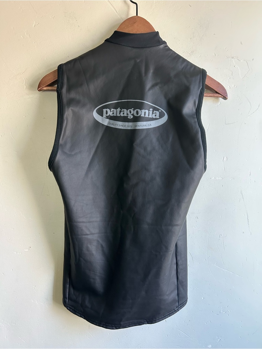 ▶️ Vintage Patagonia USA 85352 Waxed Pullover Vest Black Sleeveless Mens S 90s